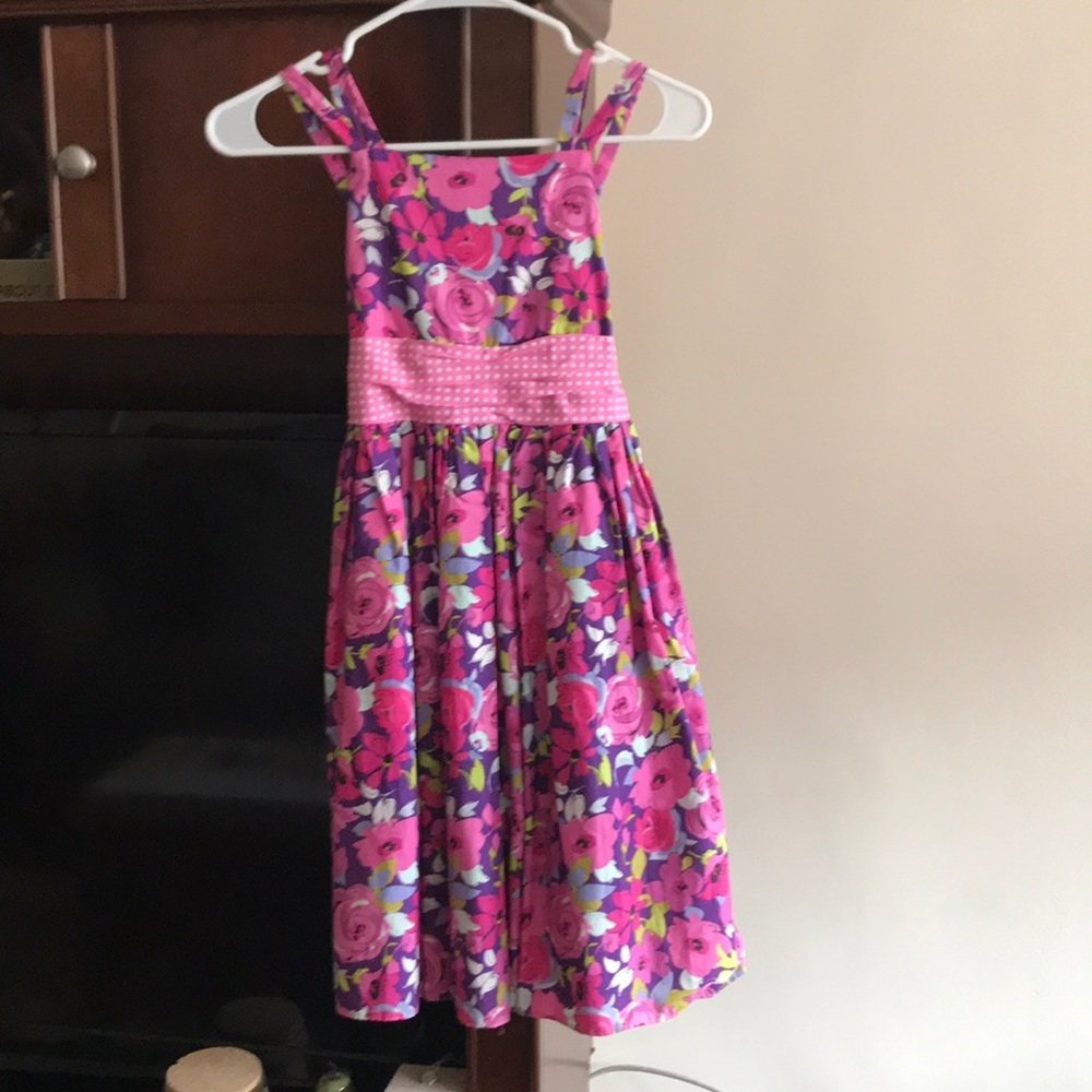 Super cute dress size 10